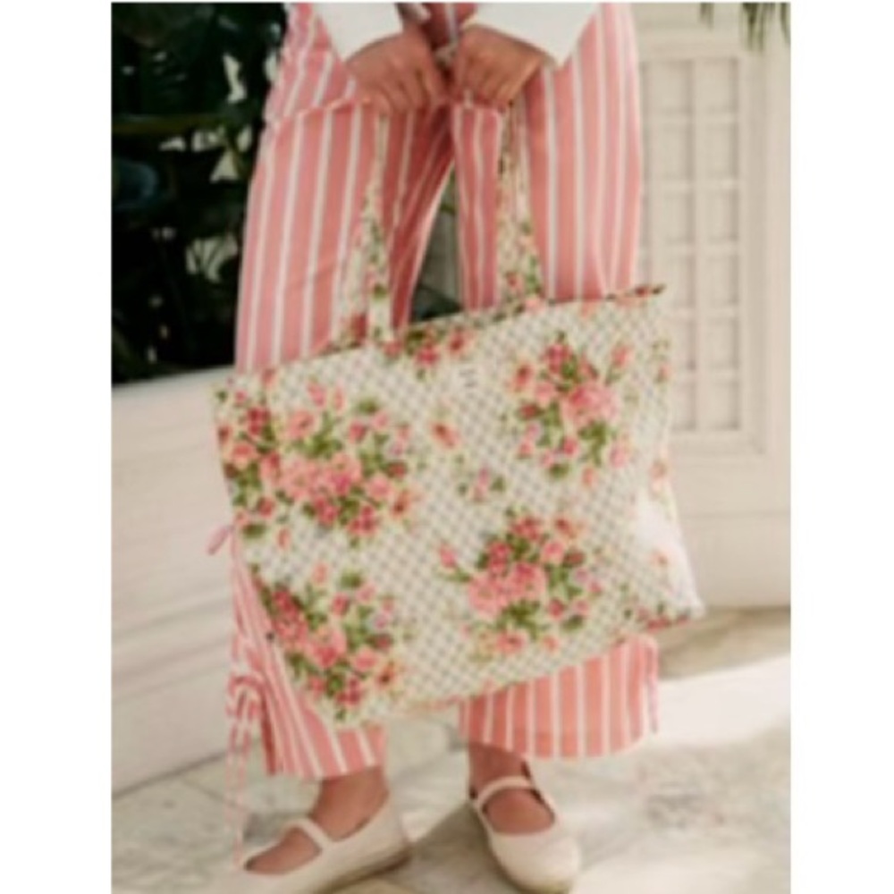 NEW SÉZANE X ANDIÓN Pink and Green Floral CanvasTote Bag